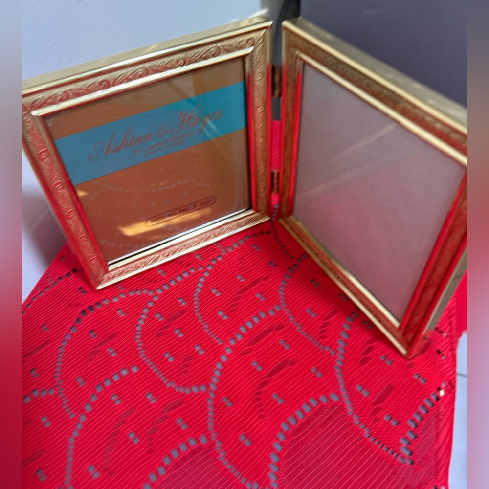 Vintage: Ashton & Hayed Polished Brass Photo Frame